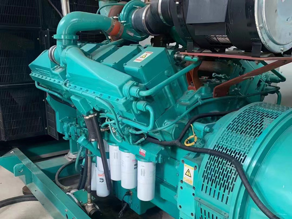 道外更换100kW柴油发电机组机油时，需要注意哪些事项？